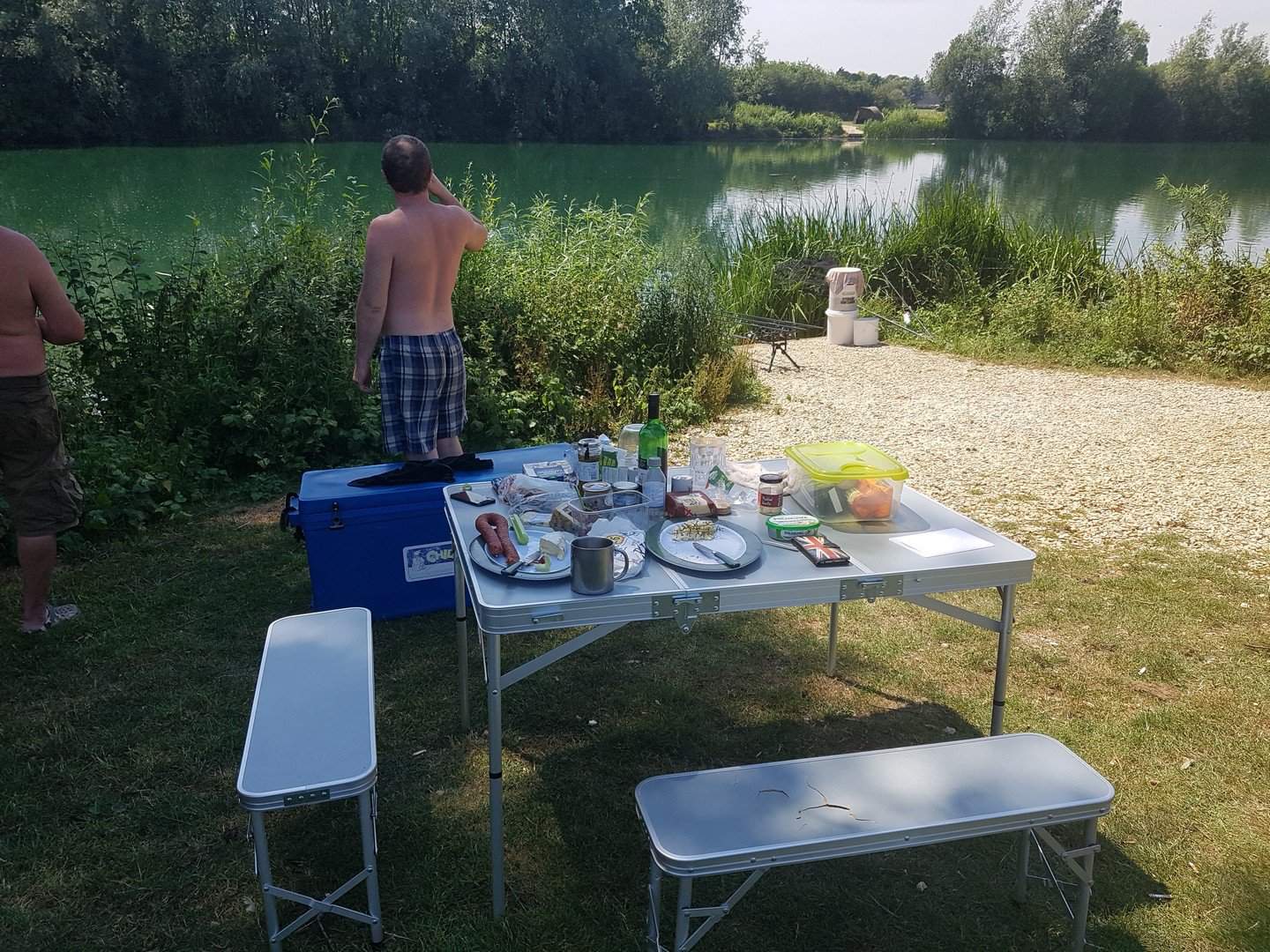 Cooking on the bank - Carp Fishing